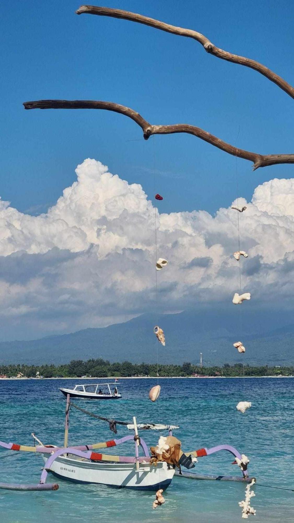Uncle Hippie'S Dream Hostel Gili Meno Bagian luar foto